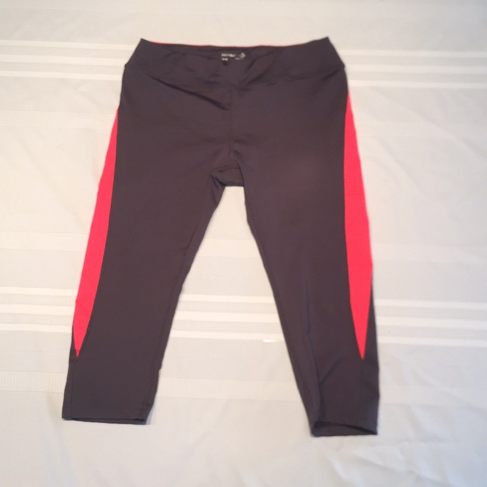 Lightly-worn Leggings